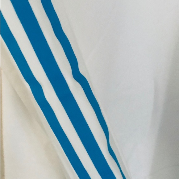 BNWT Player Version Adidas LS Liverpool Away Kit - Picture 5 of 8